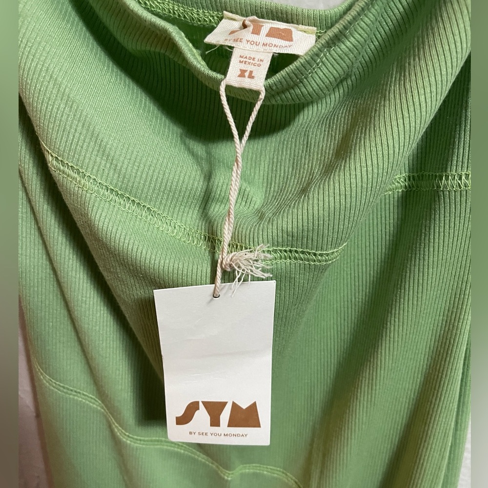 STRAPLESS GREEN DRESS - Picture 3 of 3